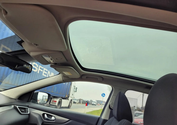 Nissan Qashqai cena 65500 przebieg: 151000, rok produkcji 2018 z Kamienna Góra małe 172